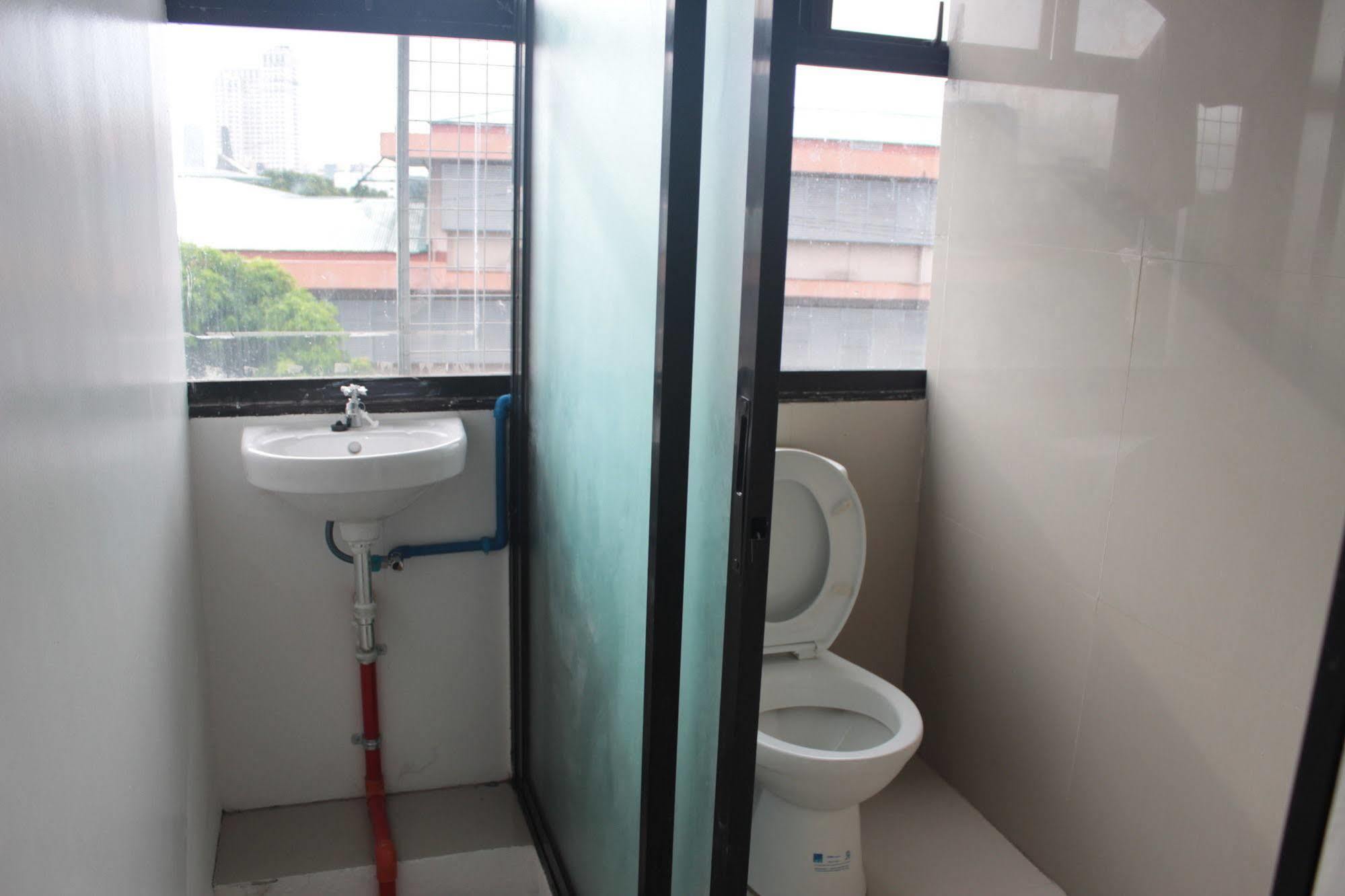 Yuj Inn - Quezon City Extérieur photo