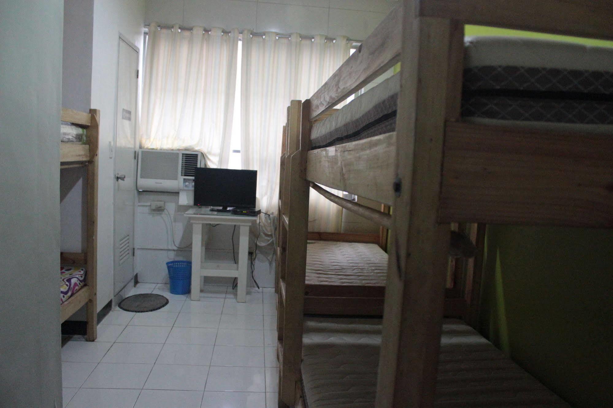 Yuj Inn - Quezon City Extérieur photo