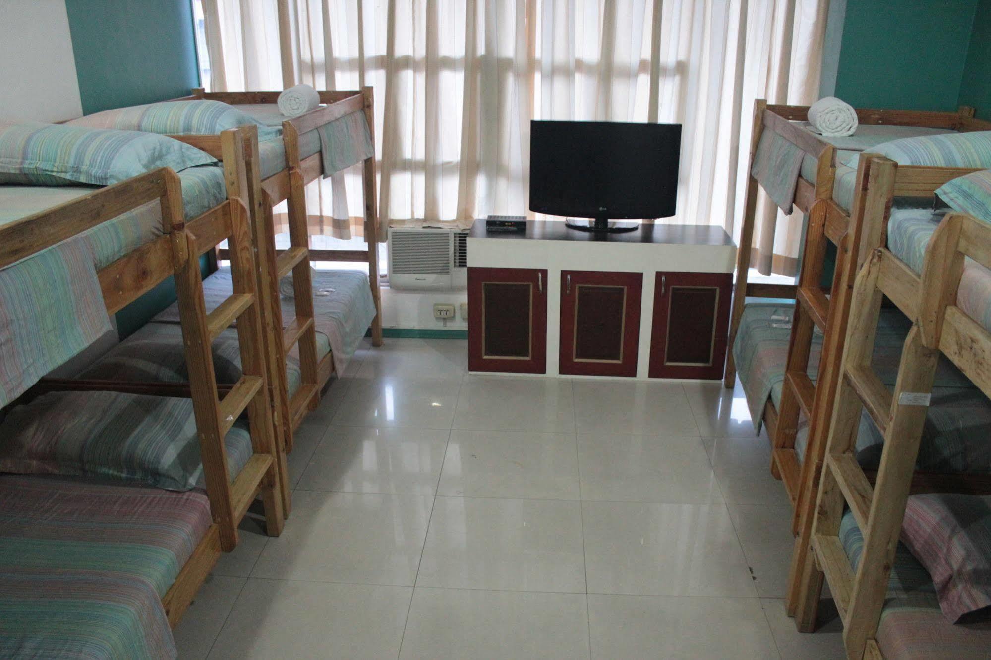 Yuj Inn - Quezon City Extérieur photo