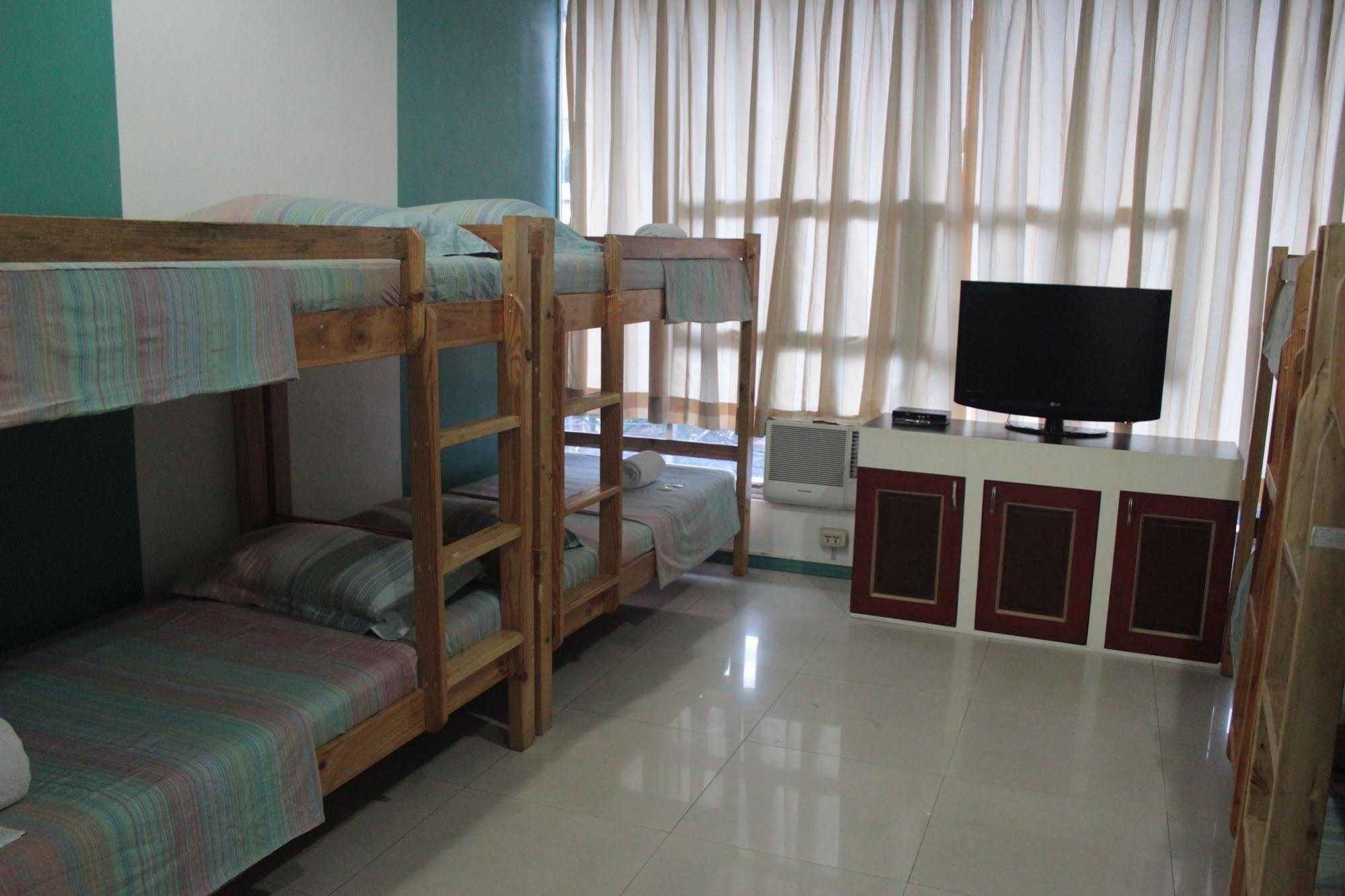 Yuj Inn - Quezon City Extérieur photo