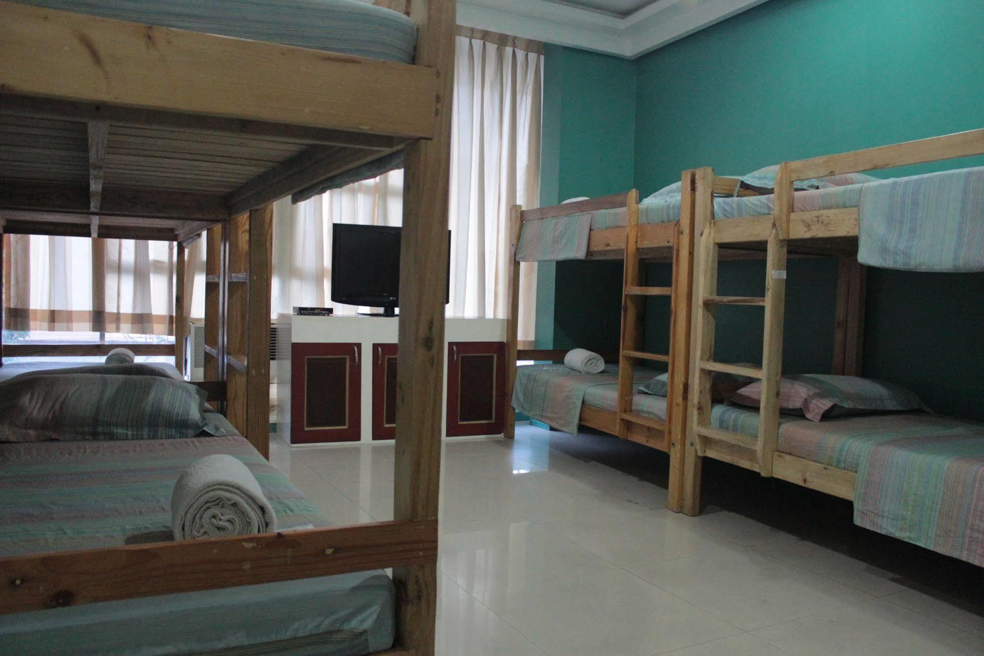Yuj Inn - Quezon City Extérieur photo