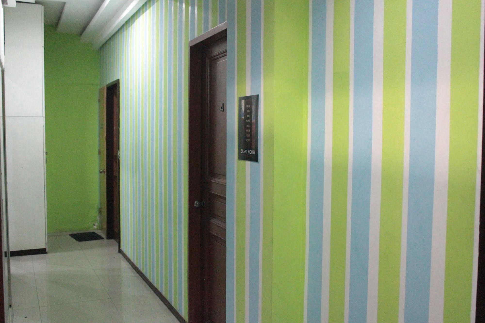 Yuj Inn - Quezon City Extérieur photo